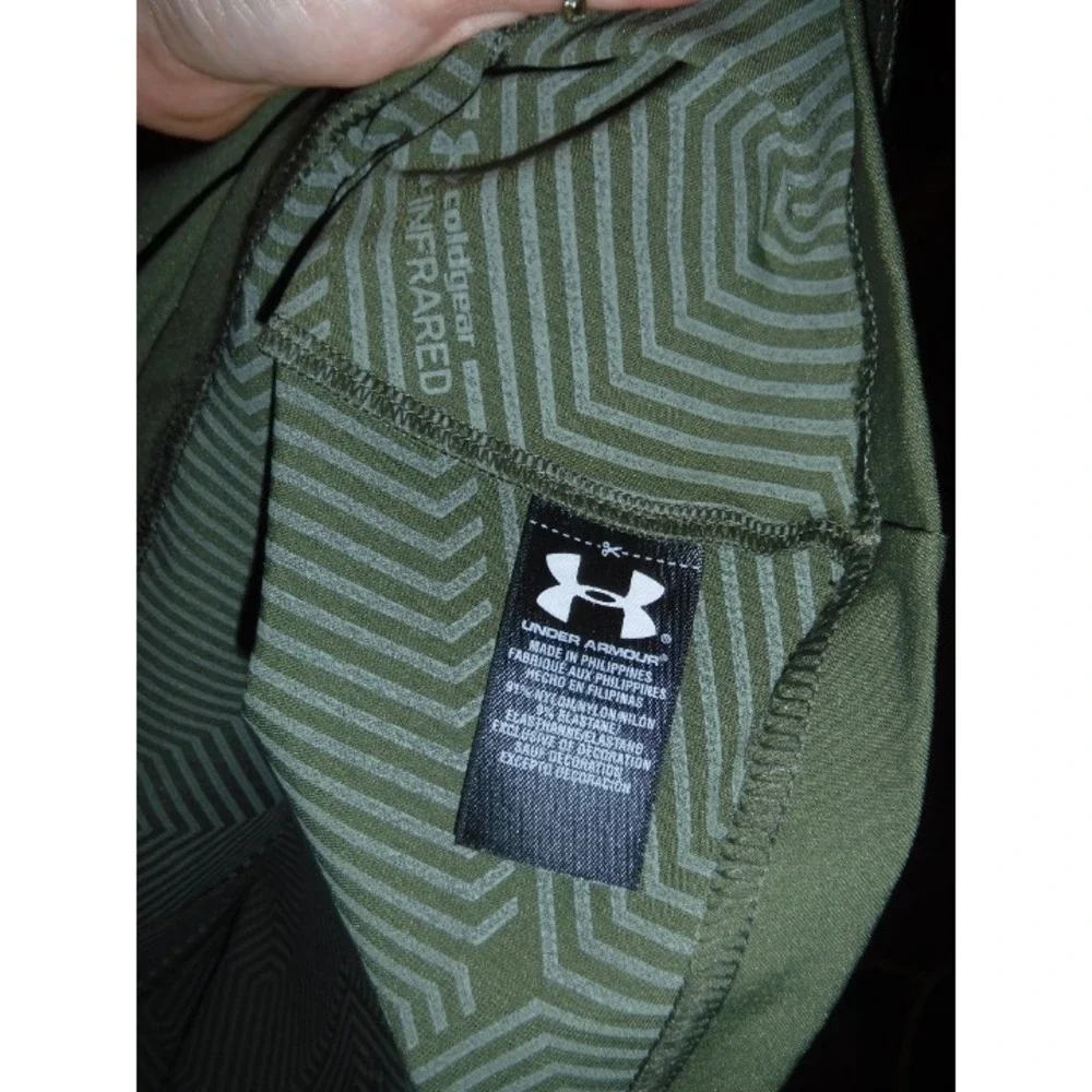 Under Armour Olive Green Pullover Long Sleeve Shirt Top Small Activewear - Picture 5 of 5